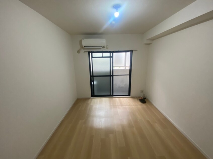 居室 エルグランデ　モンド