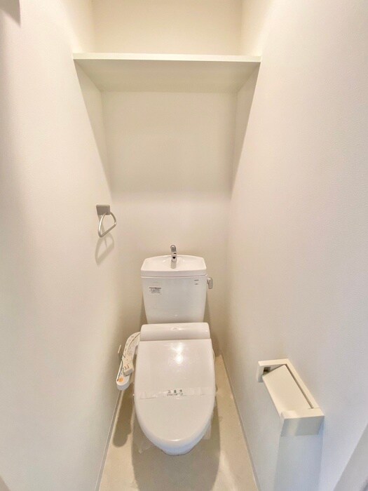 トイレ エルミタ－ジュ難波南Ⅴ