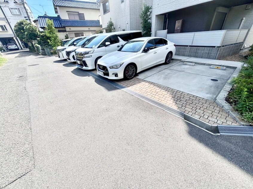 駐車場 シャーメゾン寝屋川中央