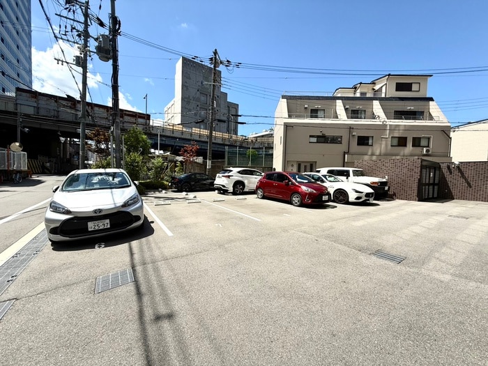 駐車場 ｽﾌﾟﾗﾝﾃﾞｨｯﾄ中之島DUE