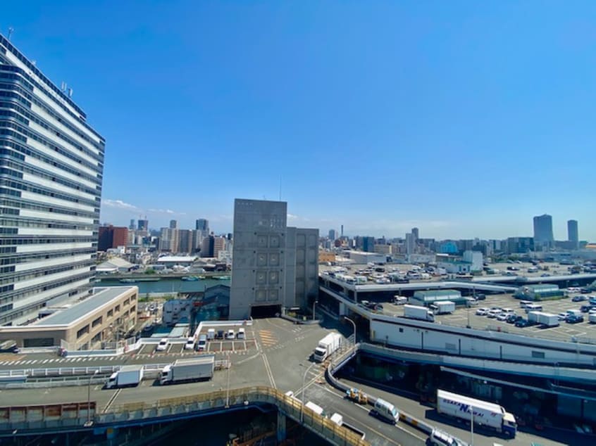 室内からの展望 ｽﾌﾟﾗﾝﾃﾞｨｯﾄ中之島DUE