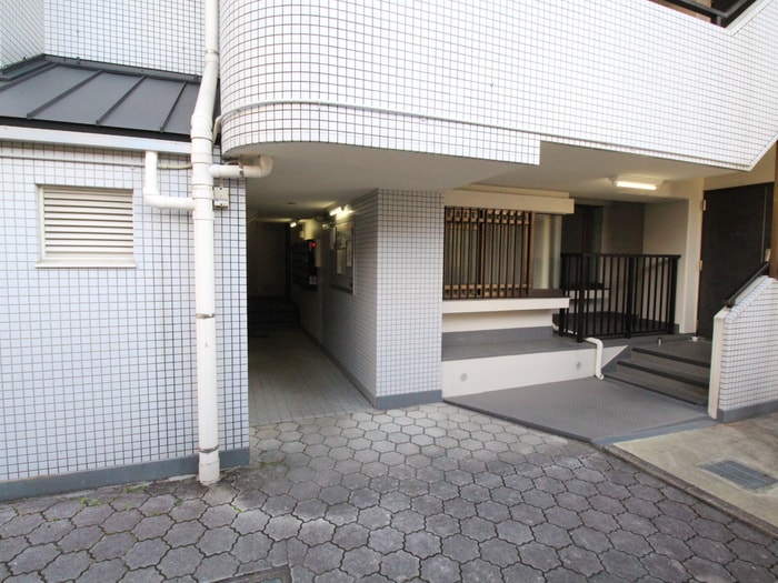 エントランス部分 ＣＯＺＹ桜の町