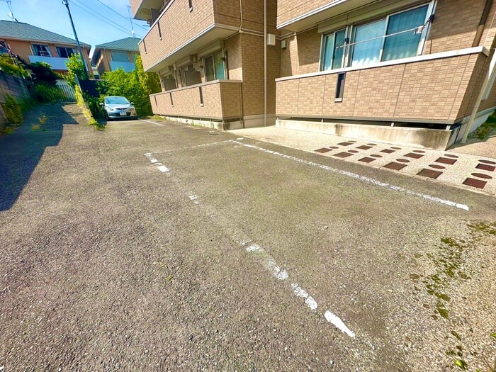 駐車場 グランメ－ル楠