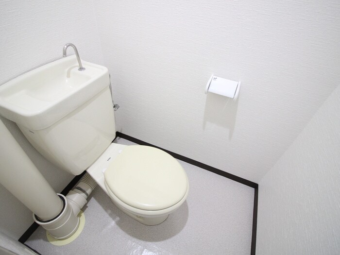 トイレ ｸﾞﾘｰﾝﾀｳﾝ茨木五番館（302）