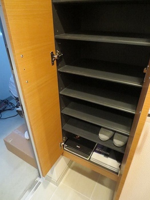 靴箱 Ｗ．Ｏ．Ｂ．　ＵＭＥＤＡ