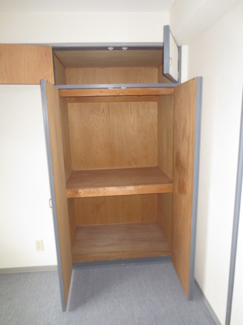 収納 グランディオーズ中町