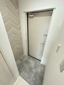 玄関 ピレーネ明和