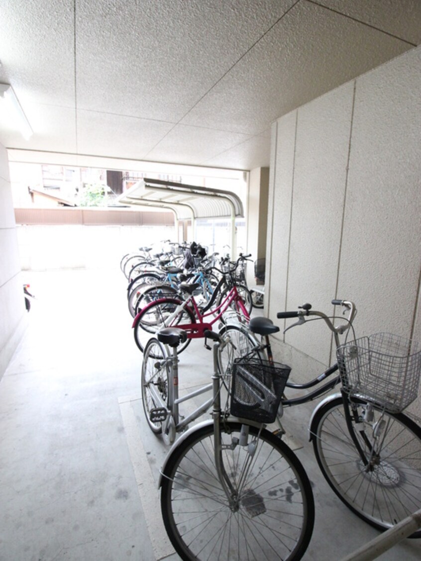 駐輪場 ＭｉＹｏ８７天下茶屋