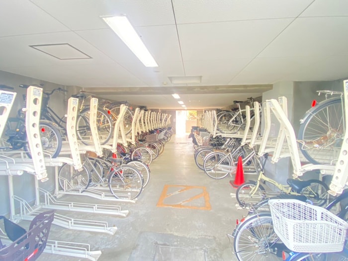 駐輪場 レスタ－ジュ鳳（９０７）