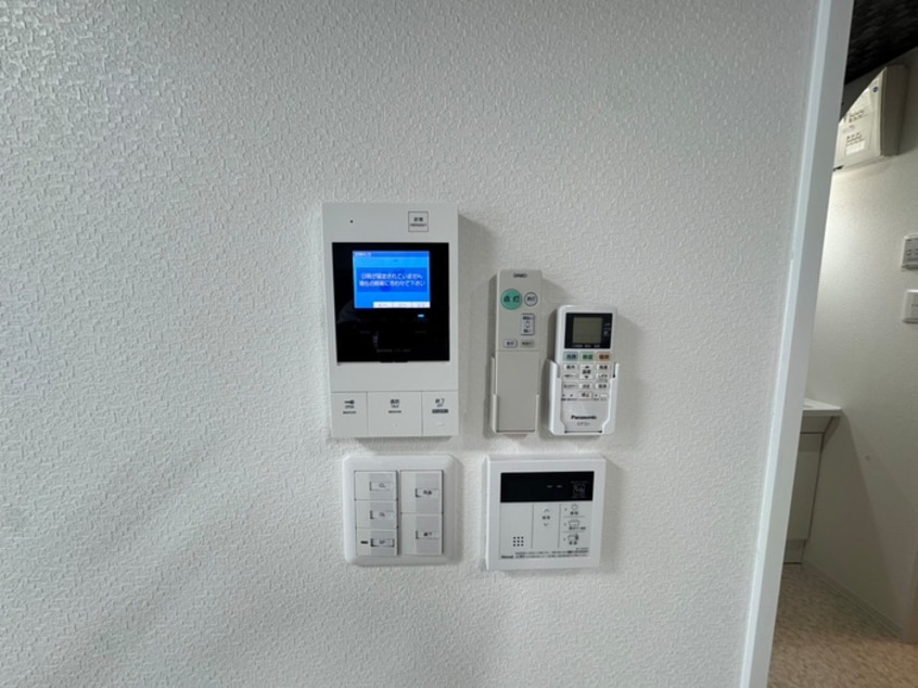 内観写真 ｴﾇｴﾑｷｬﾄﾌｳﾞｧﾝﾄｩﾚｰｽﾞｻｳｽ