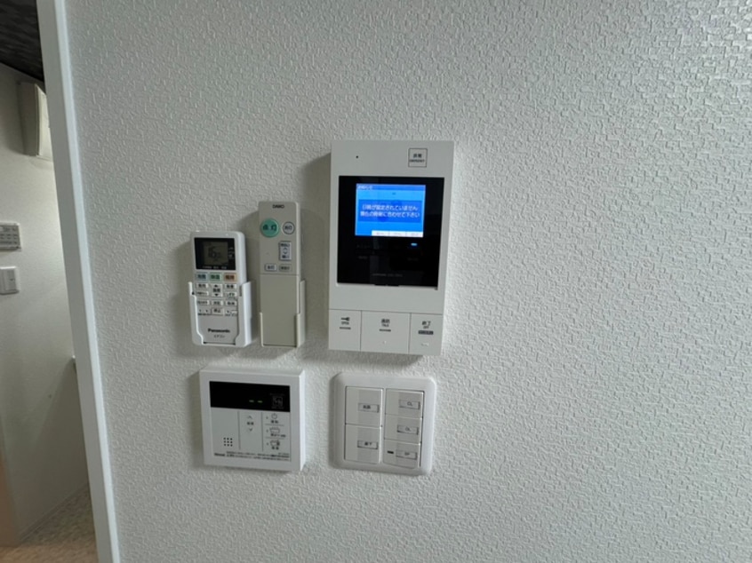 内観写真 ｴﾇｴﾑｷｬﾄﾌｳﾞｧﾝﾄｩﾚｰｽﾞｻｳｽ