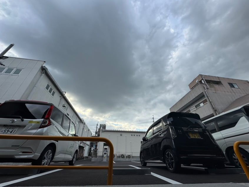 室内からの展望 ｴﾇｴﾑｷｬﾄﾌｳﾞｧﾝﾄｩﾚｰｽﾞｻｳｽ