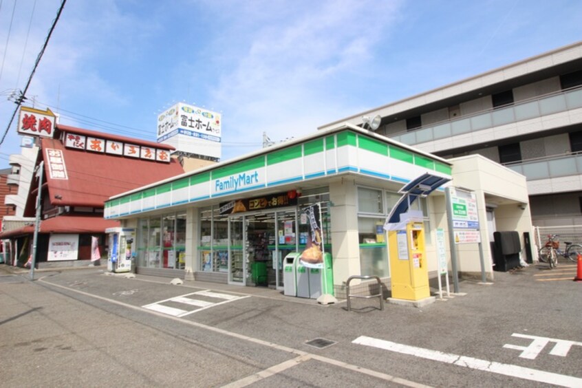 ファミリーマート浜寺石津町店(コンビニ)まで300m F+style浜寺石津町西1号館