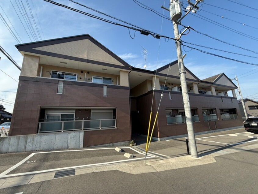 外観写真 ジュネス