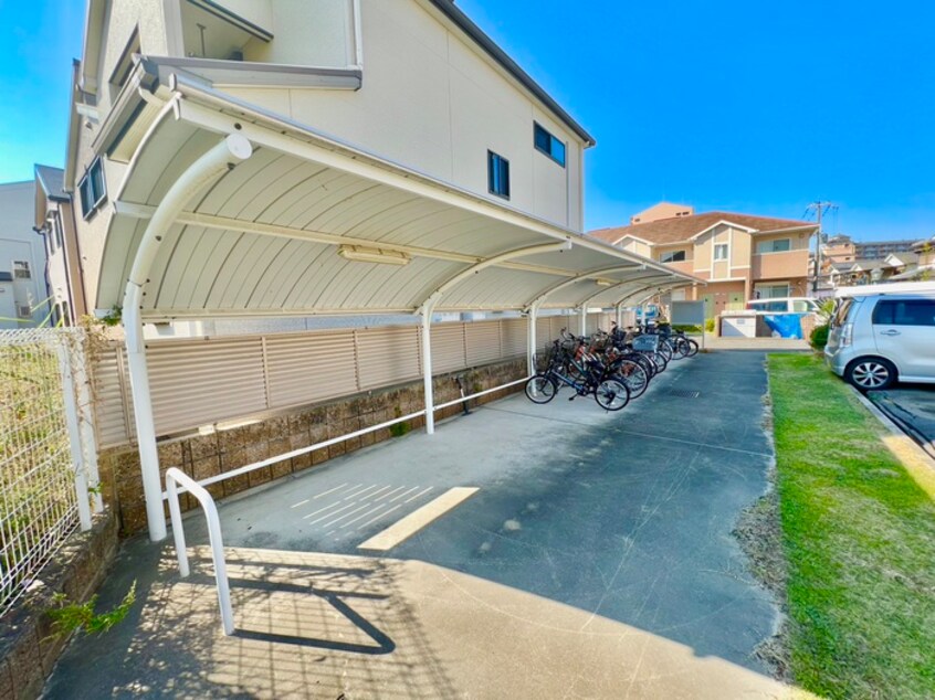駐輪場 アルルⅠ番館