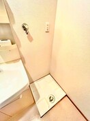 洗濯機置場 アルルⅠ番館