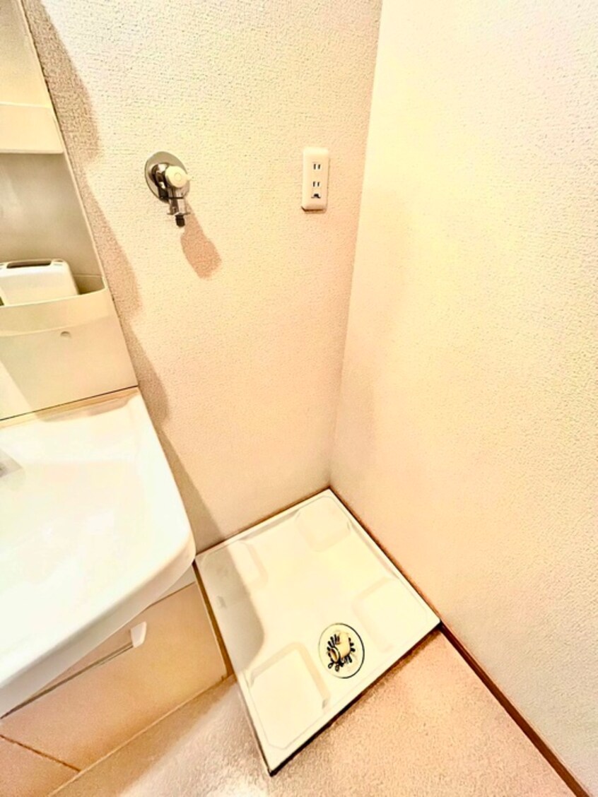 洗濯機置場 アルルⅠ番館