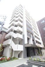 ｴｽﾘｰﾄﾞ大阪梅田ﾘｭｸｽ(303)