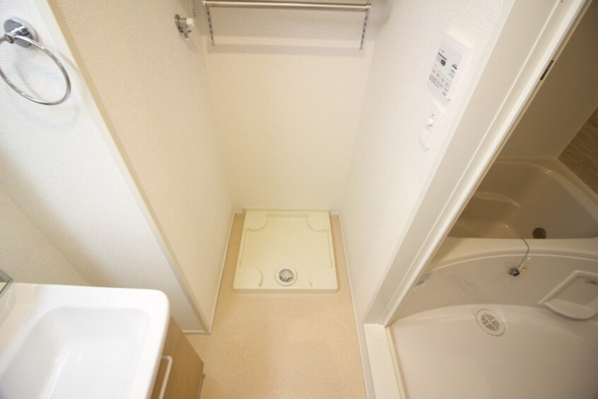 洗濯機置場 リアン鳳