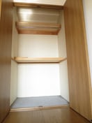 収納 カ－サ・ソラッツォⅡ番館