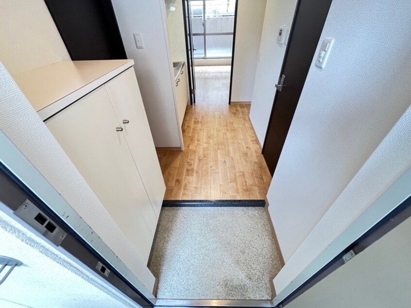 玄関 ザ・ネスト