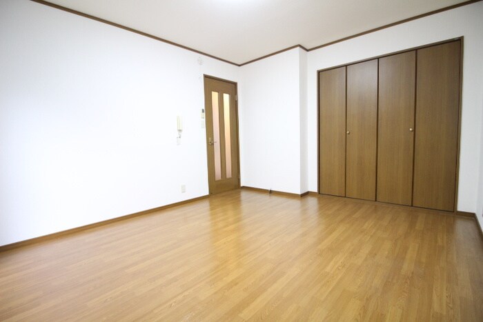 居室 ＣＲＥＳＣＥＮＴ　ＵＮＯ