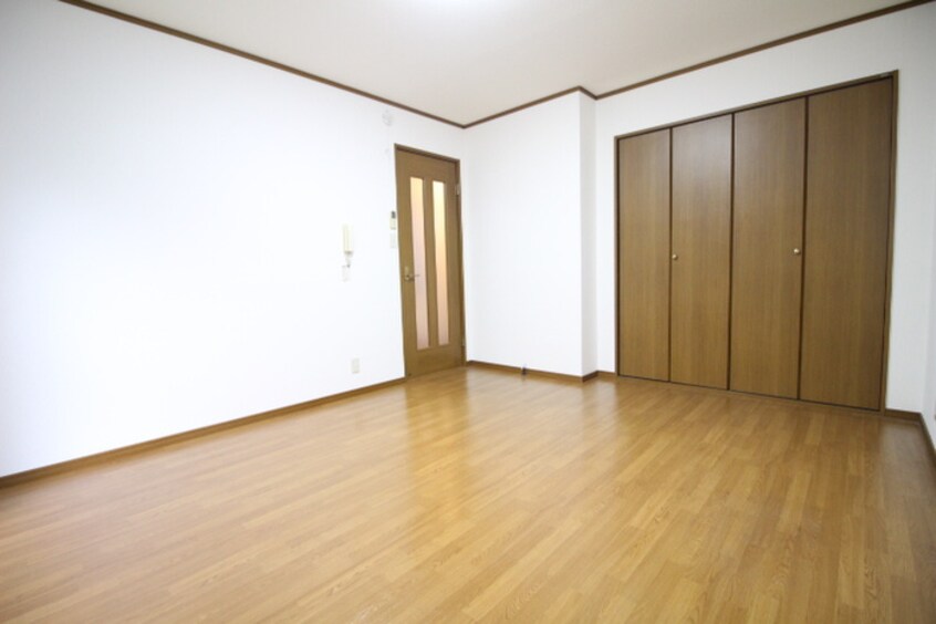 居室 ＣＲＥＳＣＥＮＴ　ＵＮＯ