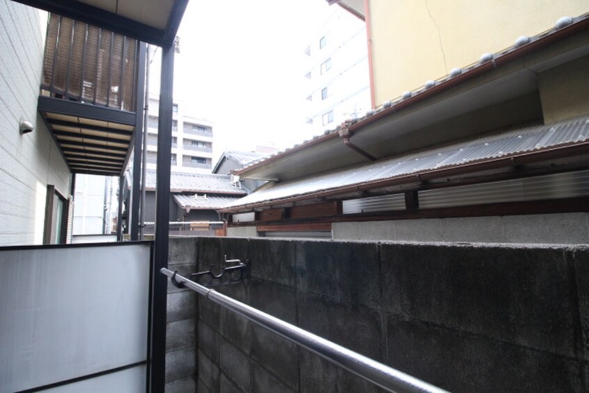 室内からの展望 ＣＲＥＳＣＥＮＴ　ＵＮＯ