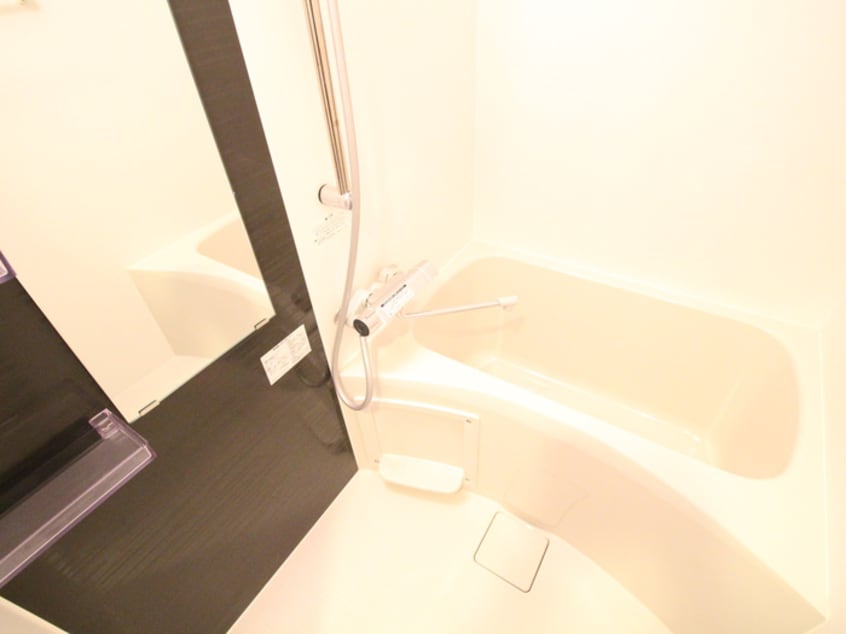 バス／シャワールーム等 ﾌｧｰｽﾄﾌｨｵｰﾚ三宮EAST(301)