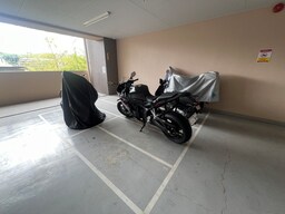 バイク置き場