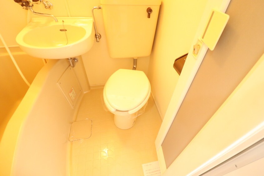 トイレ アルテハイム神戸県庁前