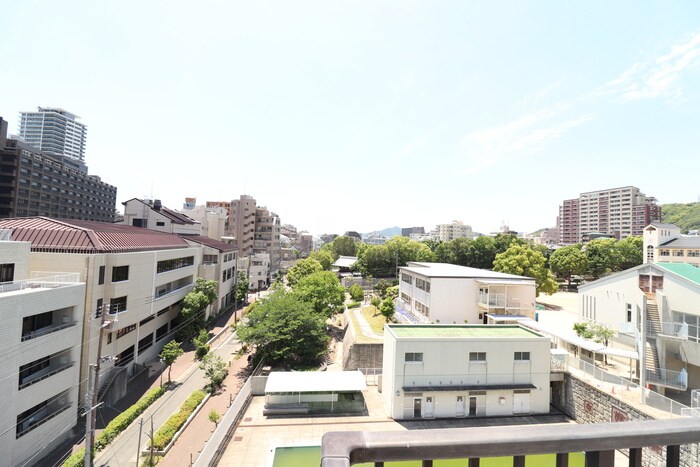 室内からの展望 アルテハイム神戸県庁前