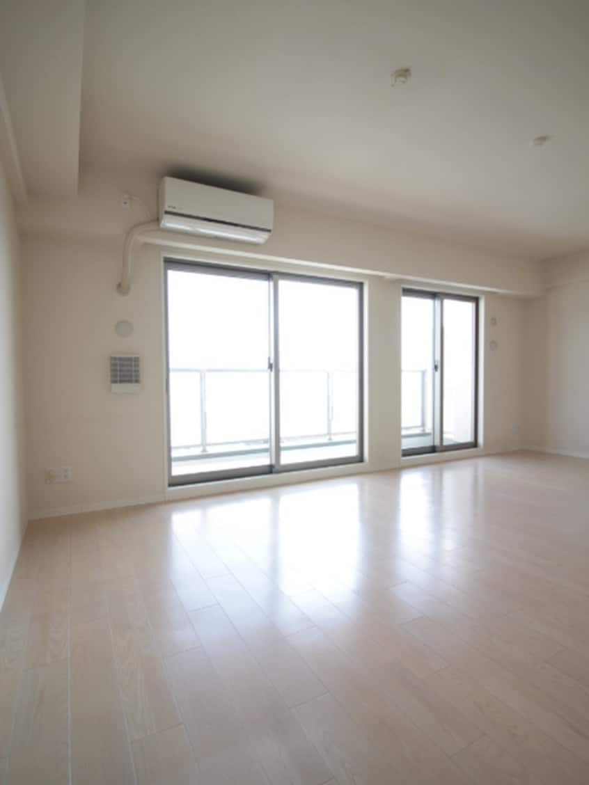 居室 ｼｬﾙﾏﾝﾌｼﾞｽﾏｰﾄﾖｼﾀｴｷﾏｴｽﾃｰｼｮﾝﾌﾞﾗｲﾄ