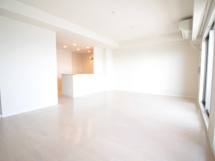 内観写真 ｼｬﾙﾏﾝﾌｼﾞｽﾏｰﾄﾖｼﾀｴｷﾏｴｽﾃｰｼｮﾝﾌﾞﾗｲﾄ