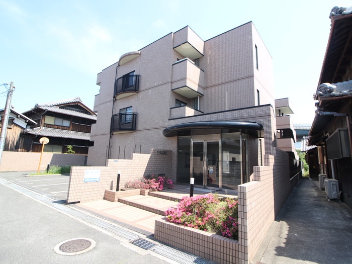 外観写真 ネスト・クレ－ル