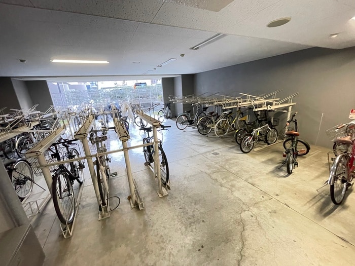 駐輪場 エスリード三宮旭通(703)