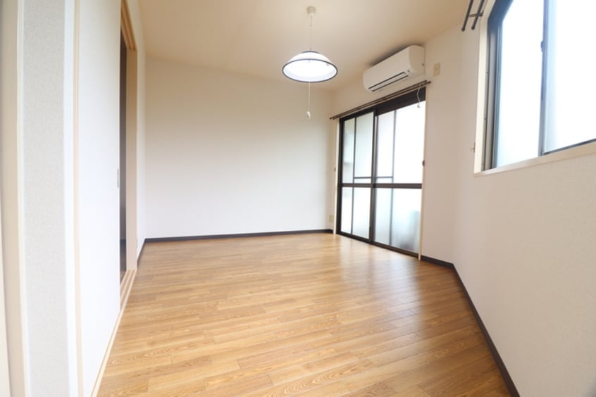 居室 サニーハイツ