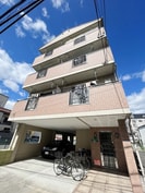 クレセント中村の外観