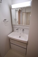 洗面 江坂　和（nagomi)