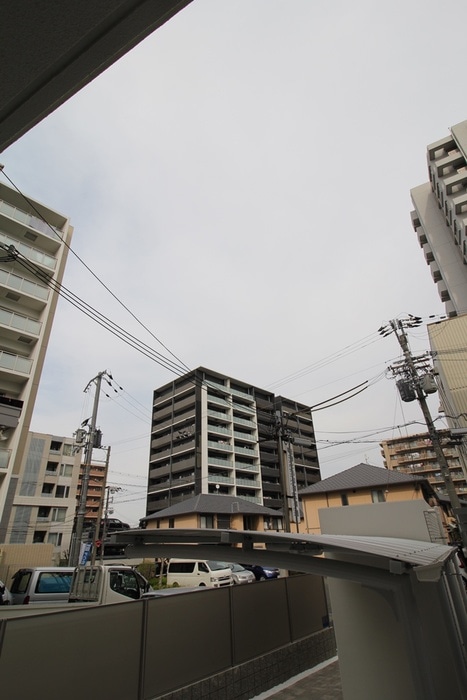 室内からの展望 江坂　和（nagomi)