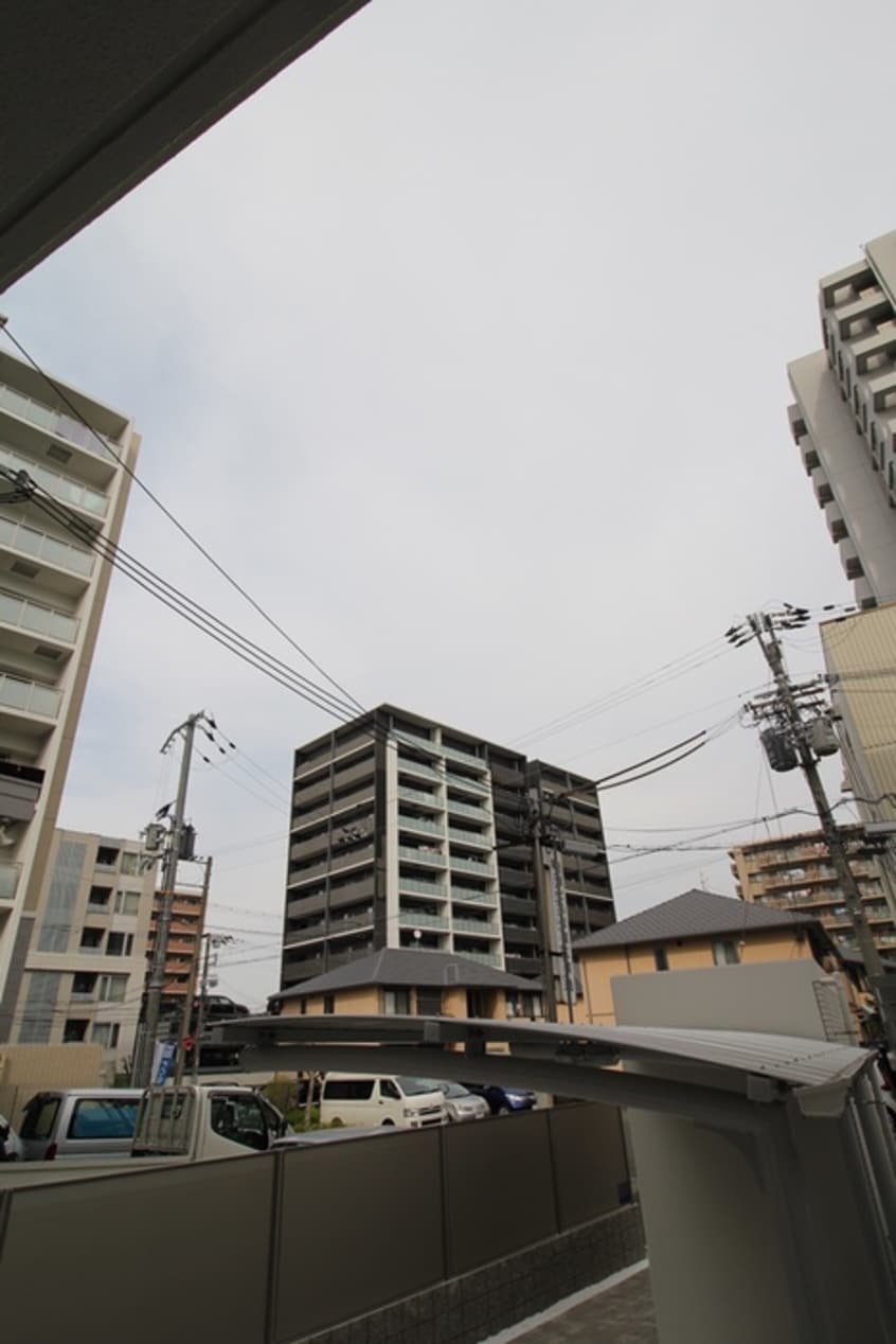 室内からの展望 江坂　和（nagomi)