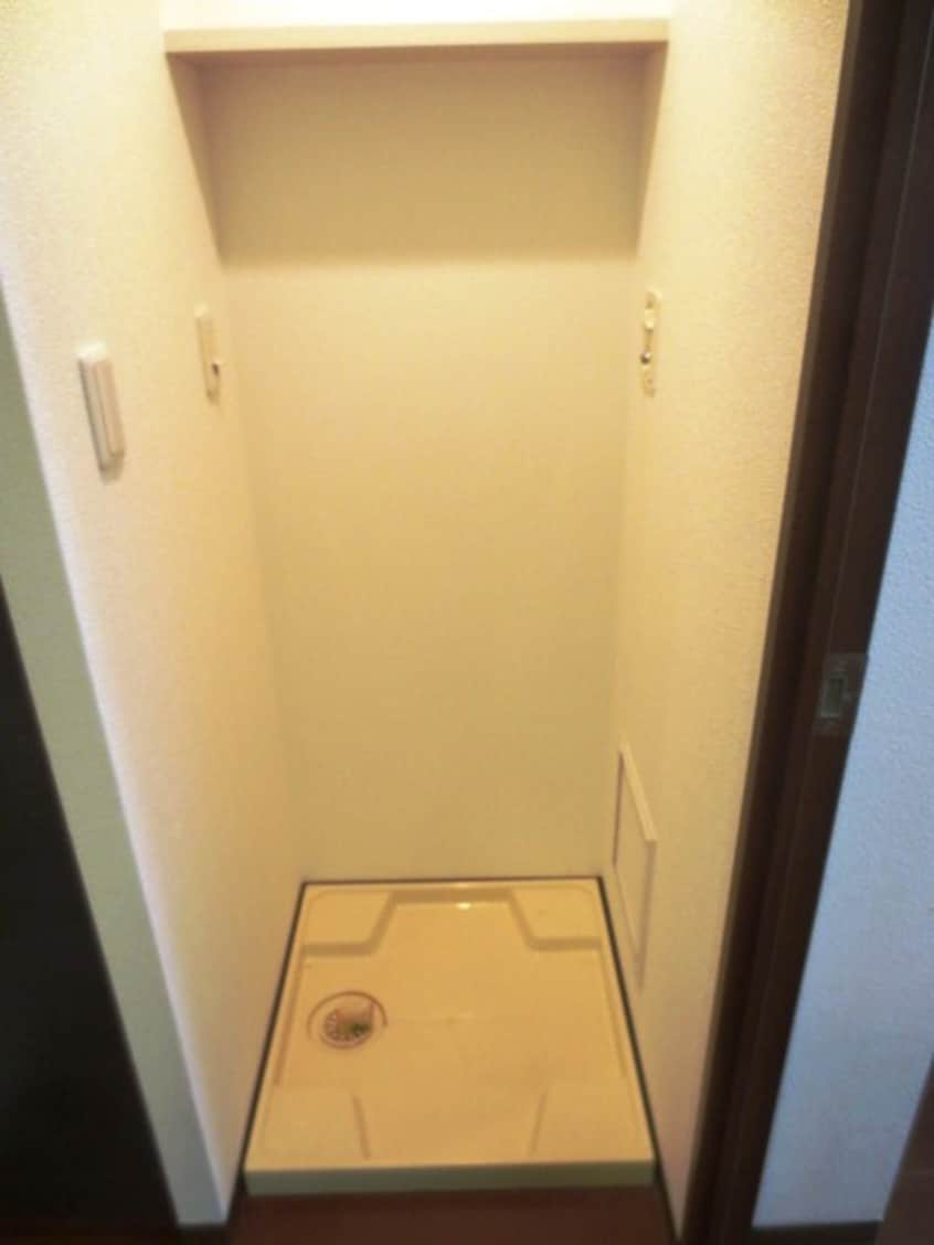 洗濯機置場 コンソラ－レ東野田