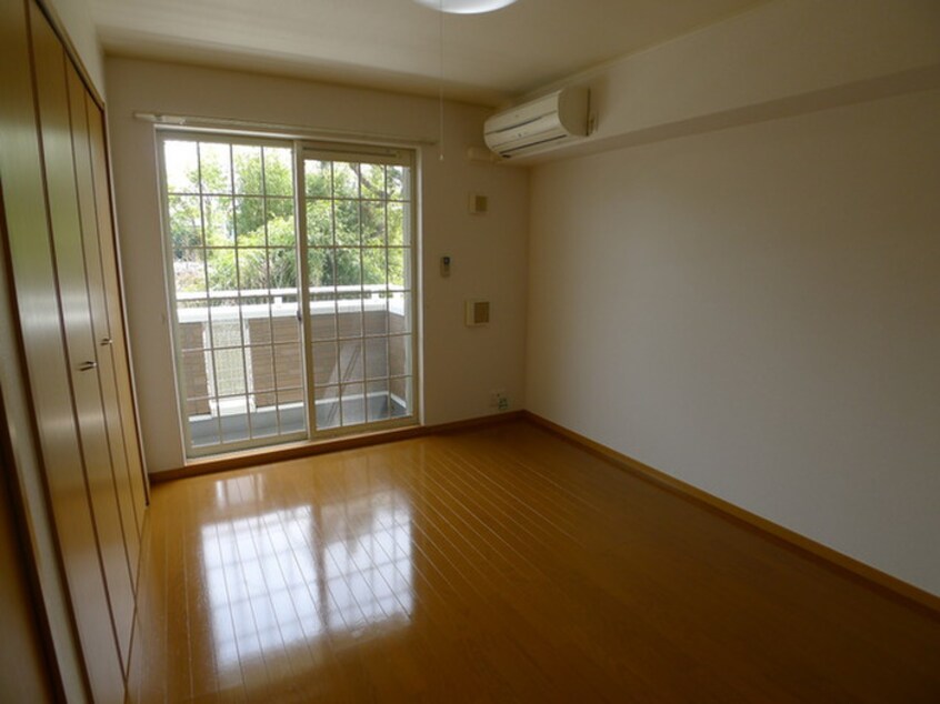 居室 オプティミストＢ