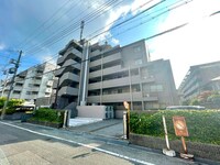 ファミ－ル東灘・北青木(102)