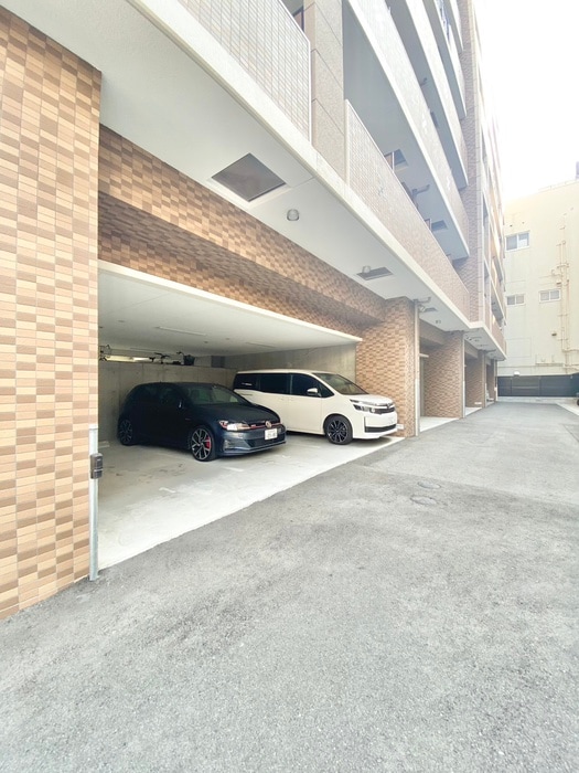 駐車場 Luxe難波南