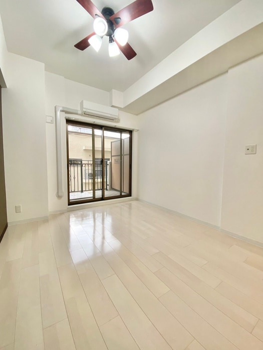 居室 Luxe難波南