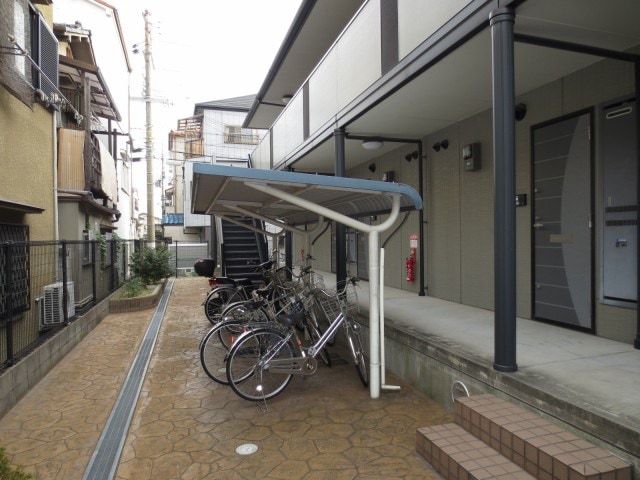 駐輪場 カ－サ南正雀