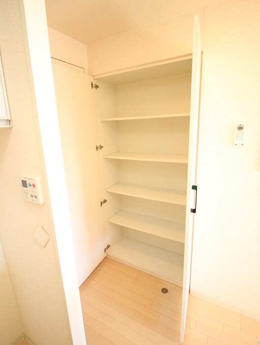 収納 セレッソコ－ト上本町ＥＡＳＴ