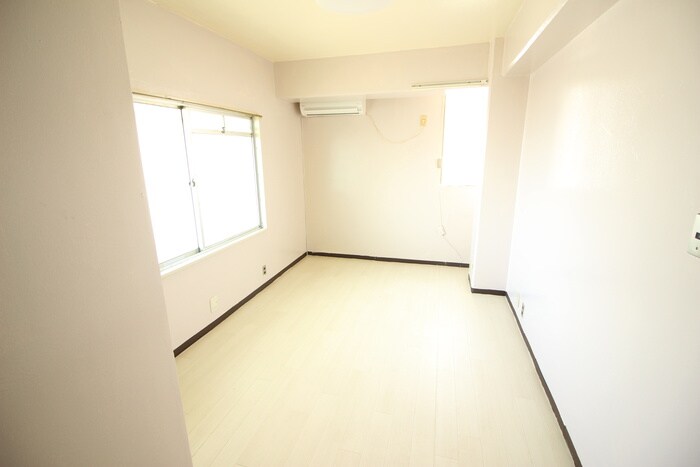 居室 さくらビル