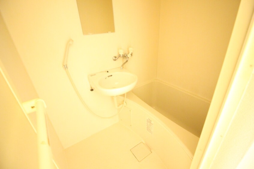 バス／シャワールーム等 さくらビル